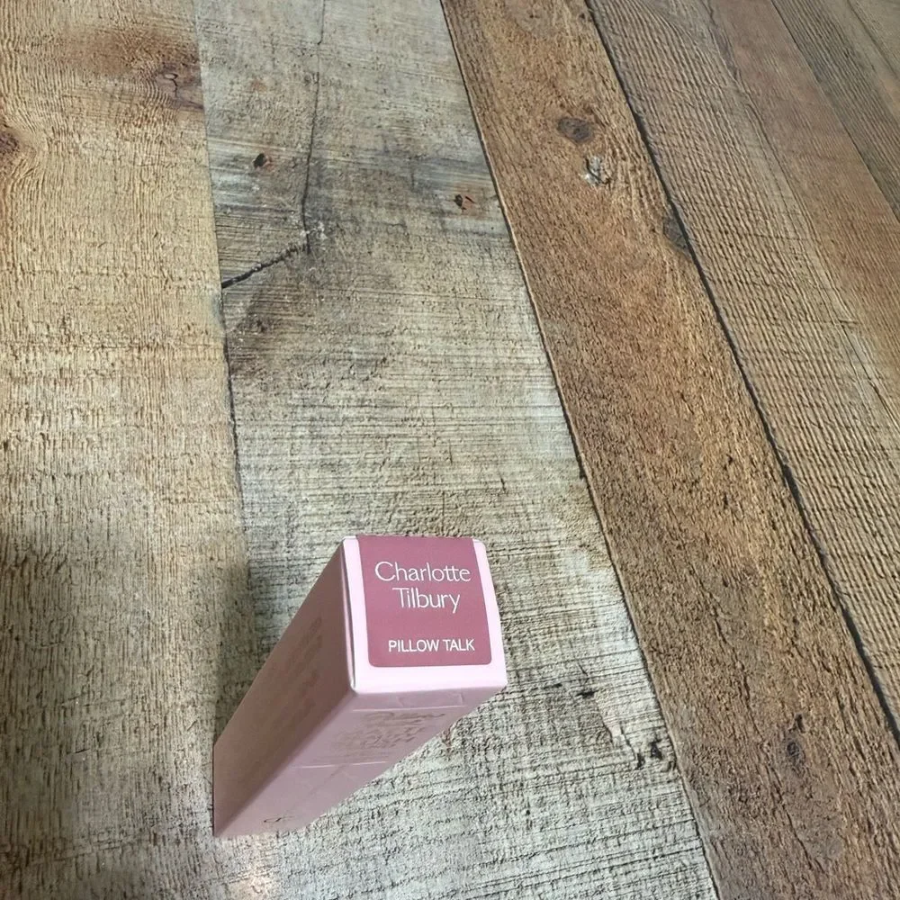 NIB - Charlotte Tilbury - Matte Beauty Blush Wand - Pillow Talk